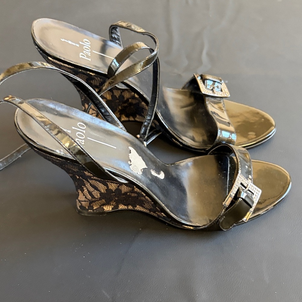 Linea Paolo Black Patent Lace Wedge Sandals Rhinestone Buckle Size 11 - Picture 4 of 11